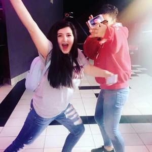 Meet your Posher, Emma